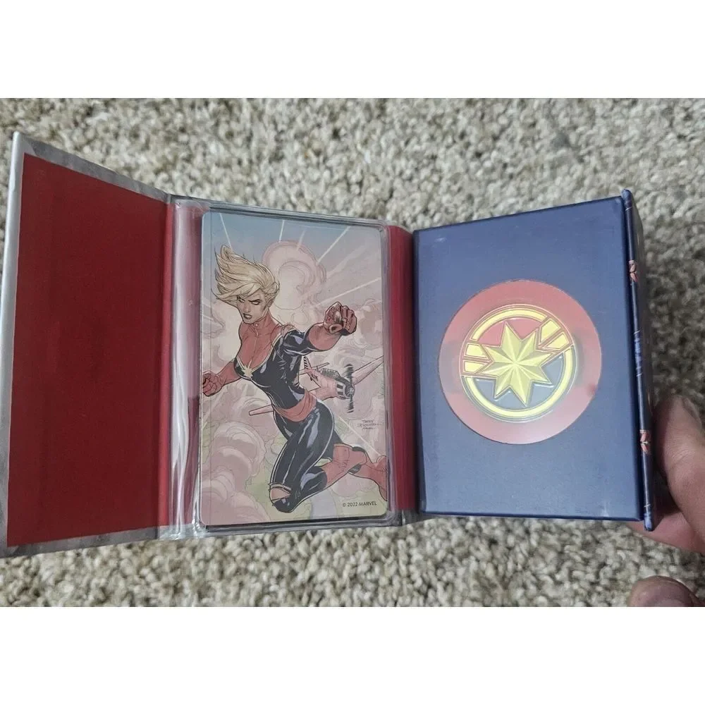 Captain Marvel Embossed Enamel Pin and Magnets (3)+1‎ BRAND NEW SEALED